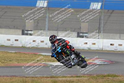 media/Nov-26-2022-Fastrack Riders (Sat) [[b001e85eef]]/Level 3/Session 3 Outside Turn 9/